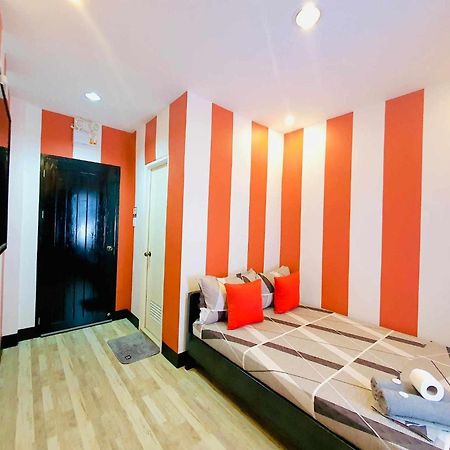Dk'S Inn โกรอน ภายนอก รูปภาพ